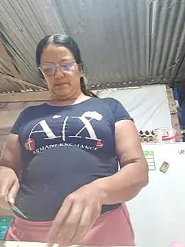 Snapshot of Samanta-42 chatting on May 30, 3:42 pm Samanta-42 online show from May 30, 3:42 pm