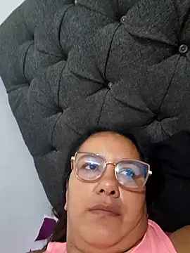 Snapshot of Samanta-42 chatting on June 2, 10:17 am Samanta-42 online show from June 2, 10:17 am
