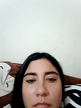 valeriarouseee online show from May 4, 4:41 am