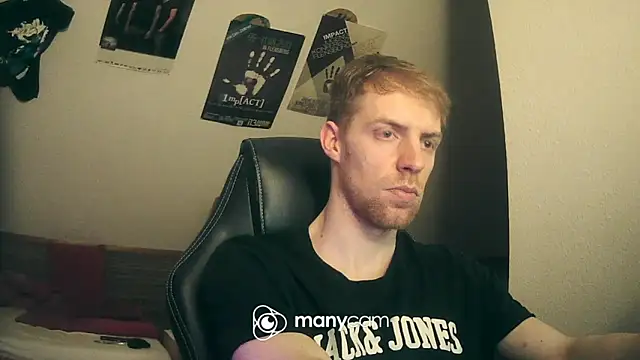 Milkyman7 online show from January 1, 8:15 pm