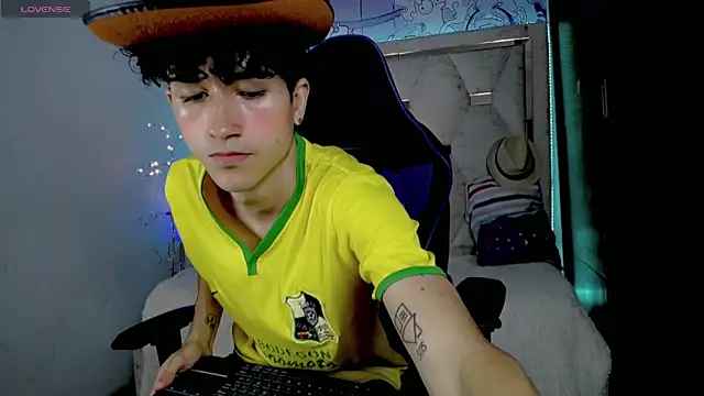 Johnny cage  online show from April 23, 4:46 am