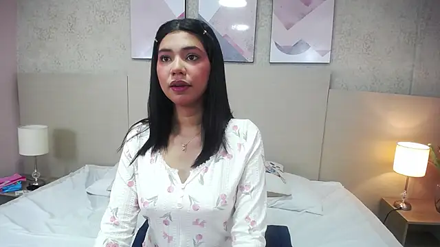 Nathy Pelaez online show from April 17, 6:11 pm