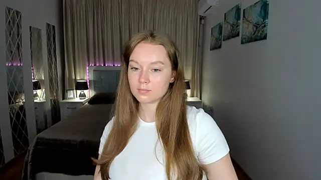 Snapshot of ValeriSunny chatting on July 15, 9:58 am ValeriSunny online show from July 15, 9:58 am