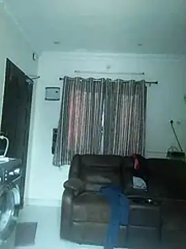 Snapshot of singaram190 chatting on April 18, 6:28 am singaram190 online show from April 18, 6:28 am