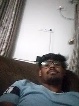 Snapshot of singaram190 chatting on April 23, 4:31 pm singaram190 online show from April 23, 4:31 pm