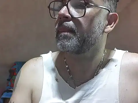 Snapshot of CarlossexVen chatting on May 3, 3:29 pm CarlossexVen online show from May 3, 3:29 pm