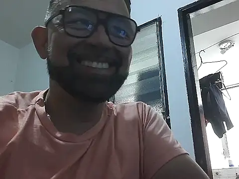 Snapshot of CarlossexVen chatting on May 14, 2:46 pm CarlossexVen online show from May 14, 2:46 pm