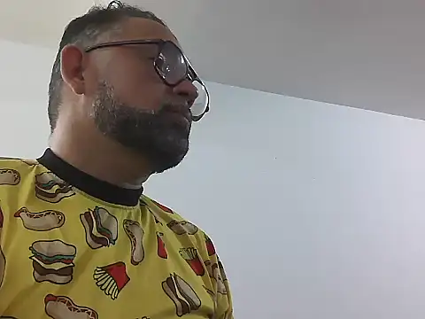 Snapshot of CarlossexVen chatting on May 25, 2:23 pm CarlossexVen online show from May 25, 2:23 pm