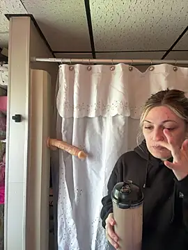 WendyVesper online show from April 21, 2:34 pm