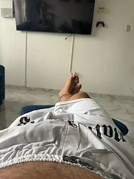 fabianvergon94 online show from April 19, 6:21 pm