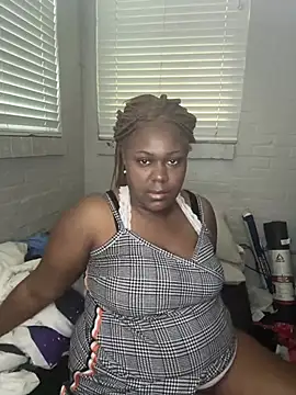 Snapshot of caramelick chatting on April 18, 9:04 pm caramelick online show from April 18, 9:04 pm