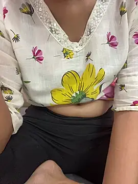 Snapshot of missnaina1 chatting on June 27, 6:57 pm missnaina1 online show from June 27, 6:57 pm