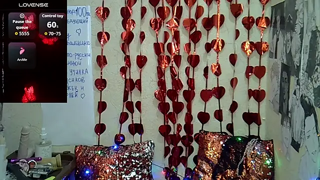 Snapshot of Margaret_Sweet_ chatting on June 11, 2:11 am Margaret Sweet online show from June 11, 2:11 am