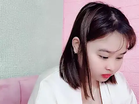 NhungNhun789 online show from April 22, 7:48 pm