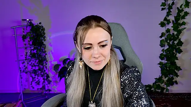 Kumiho 7777 online show from April 21, 7:25 am