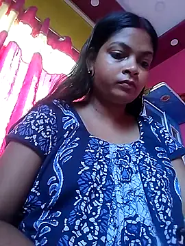 Snapshot of Simupaul001 chatting on July 27, 5:47 am Simupaul001 online show from July 27, 5:47 am