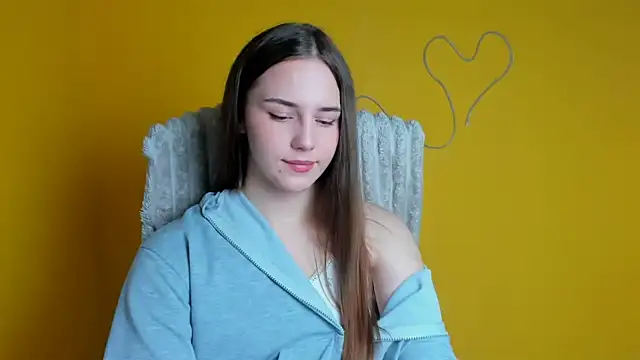 Snapshot of Kyara_ra chatting on May 1, 5:23 am Kyara ra online show from May 1, 5:23 am