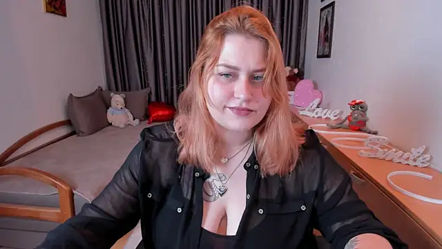 NoraLiin online show from June 11, 7:34 pm