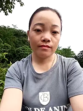 -Anann- online show from May 4, 12:17 am