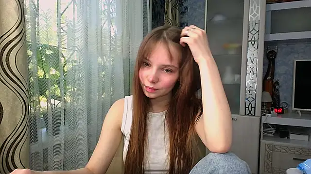 Snapshot of Princess_Mira chatting on May 18, 2:23 pm Princess Mira online show from May 18, 2:23 pm