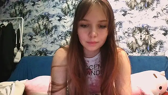Snapshot of Princess_Mira chatting on June 6, 5:06 pm Princess Mira online show from June 6, 5:06 pm