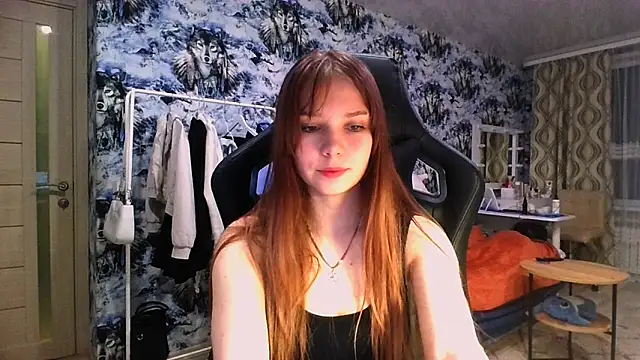 Snapshot of Princess_Mira chatting on June 22, 6:38 pm Princess Mira online show from June 22, 6:38 pm