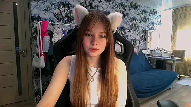 Snapshot of Princess_Mira chatting on July 8, 10:42 am Princess Mira online show from July 8, 10:42 am