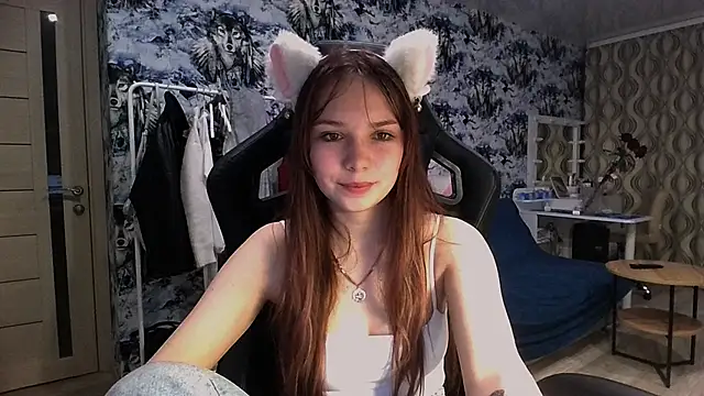Snapshot of Princess_Mira chatting on July 16, 6:03 pm Princess Mira online show from July 16, 6:03 pm