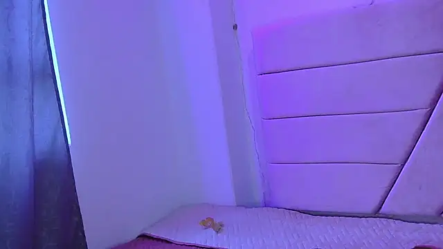 Chiara Angel online show from April 21, 8:44 pm