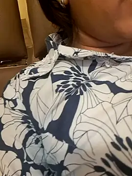 Sivani jha online show from April 17, 6:11 pm