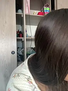 Snapshot of Soffy_20 chatting on June 25, 5:28 pm Soffy 20 online show from June 25, 5:28 pm