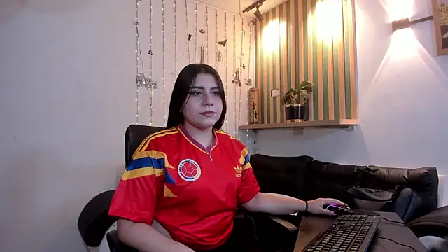 Snapshot of fernanda_mp2 chatting on July 7, 3:05 pm fernanda mp2 online show from July 7, 3:05 pm