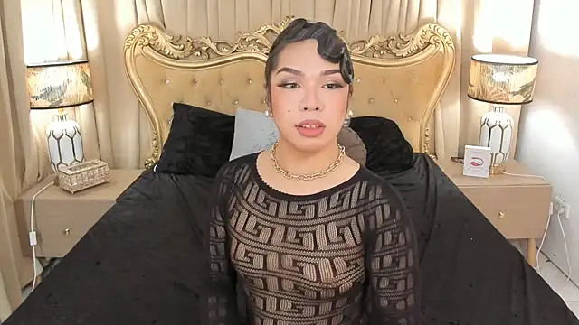 Snapshot of OliviaRoxy chatting on May 4, 7:59 am OliviaRoxy online show from May 4, 7:59 am