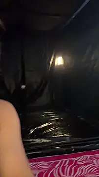 Snapshot of BaileyMFox chatting on July 3, 9:54 pm BaileyMFox online show from July 3, 9:54 pm