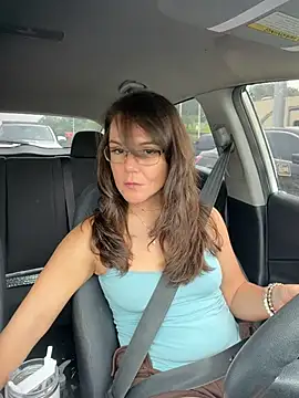 Snapshot of BaileyMFox chatting on August 1, 4:06 pm BaileyMFox online show from August 1, 4:06 pm