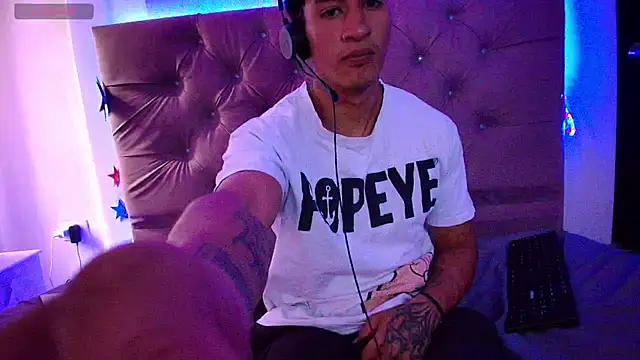 Snapshot of Zayn_Moretti chatting on July 28, 8:12 pm Zayn Moretti online show from July 28, 8:12 pm