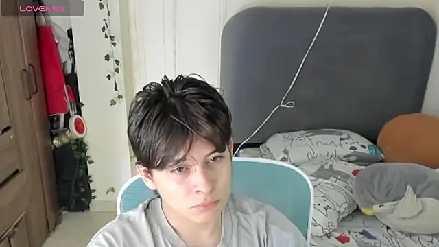 Snapshot of Felixzyn chatting on June 2, 7:16 pm Felixzyn online show from June 2, 7:16 pm