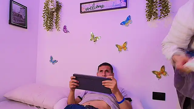 Snapshot of passion_senxual chatting on May 8, 8:47 pm passion senxual online show from May 8, 8:47 pm