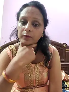 Snapshot of Beborani chatting on April 28, 5:34 am Beborani online show from April 28, 5:34 am