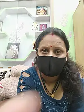 Snapshot of Beborani chatting on May 20, 5:35 am Beborani online show from May 20, 5:35 am