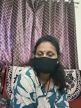 Snapshot of Beborani chatting on June 5, 9:59 am Beborani online show from June 5, 9:59 am