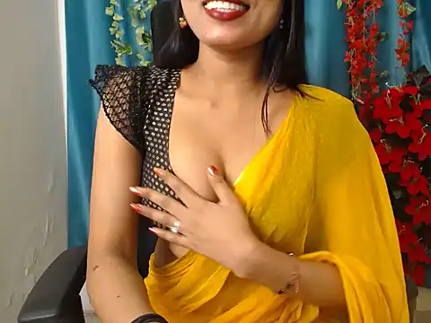 Naughtyy Ranii01 online show from May 14, 7:42 pm