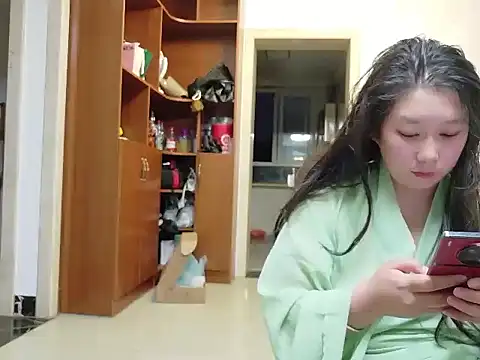 Audery001 online show from April 28, 12:10 pm
