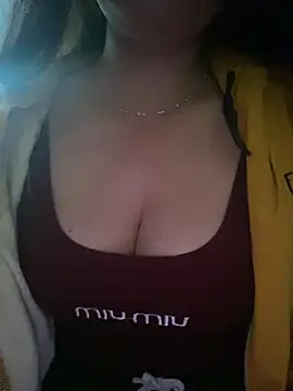  Sara pusy online show from April 28, 1:59 am