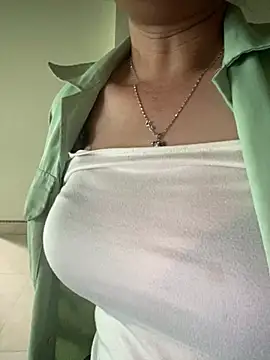  Sara pusy online show from April 30, 6:20 am