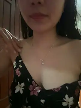 Yumiara online show from May 9, 2:33 pm