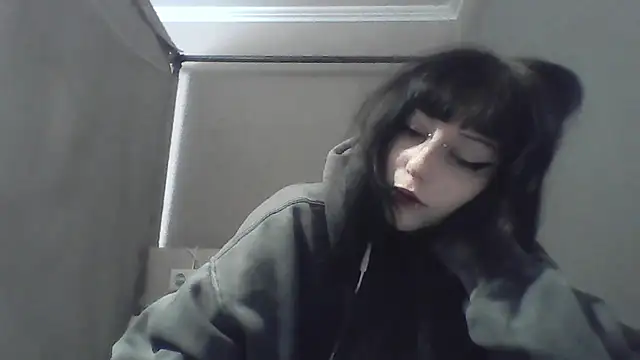 ChargedReign online show from April 25, 11:35 am