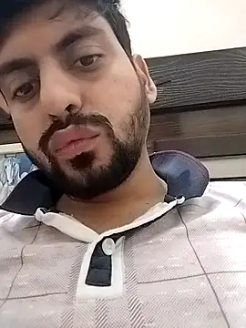 Snapshot of rahul02sharma05 chatting on May 5, 2:41 am rahul02sharma05 online show from May 5, 2:41 am