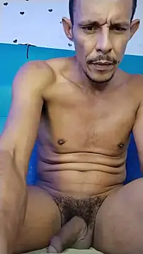 Snapshot of El_junior21 chatting on June 28, 9:21 pm El junior21 online show from June 28, 9:21 pm