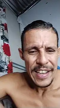 Snapshot of El_junior21 chatting on July 8, 12:31 pm El junior21 online show from July 8, 12:31 pm